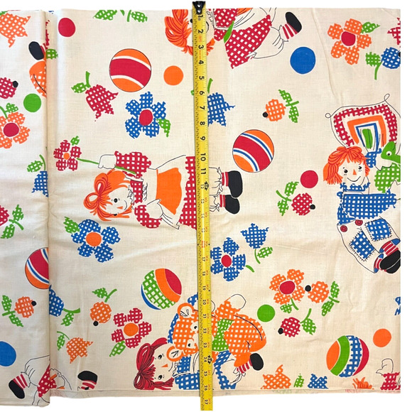 Raggedy Ann Fabric by the Yard Gingham Floral Cotton Canvas Andy Ragdoll Vintage - Picture 2 of 6